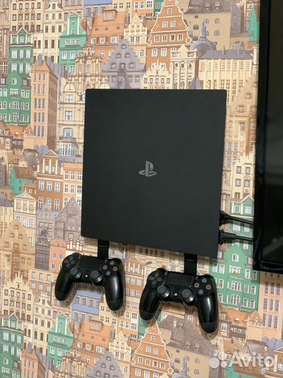 Sony PS4 Pro 1tb