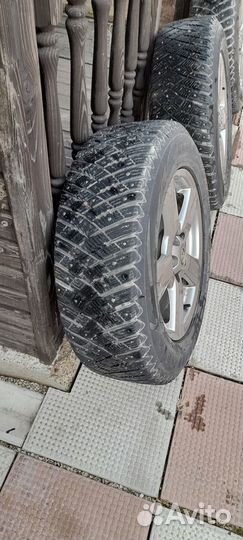 Goodyear Ultra Grip Ice Arctic 2 225/65 R17 102T