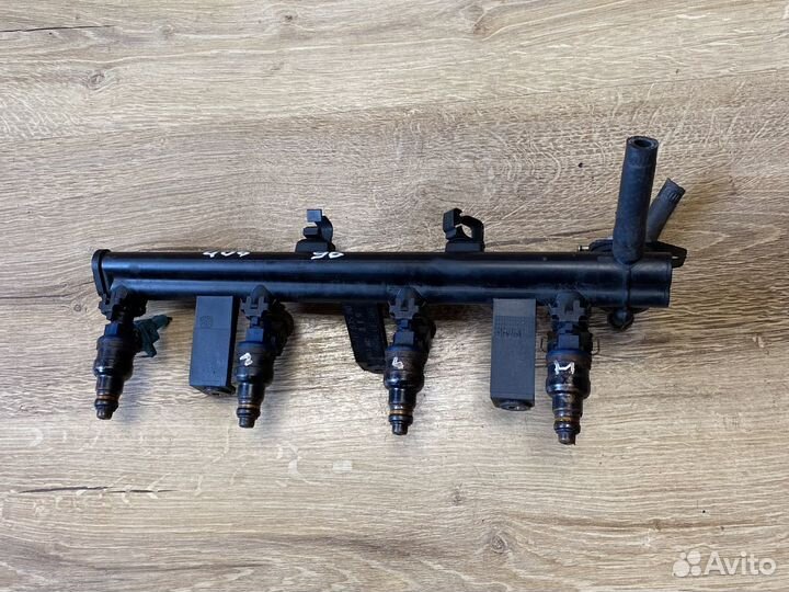 Peugeot 406,ситроен бензиновые форсунки 1,8-2,0