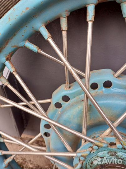 Колесо от мотоцикла Урал