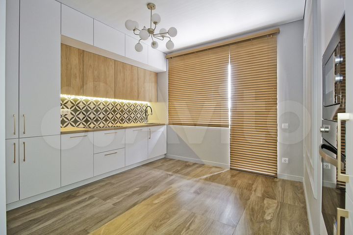 3-к. квартира, 86 м², 10/10 эт.