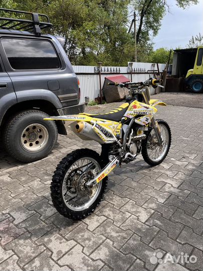 Suzuki RMZ 250