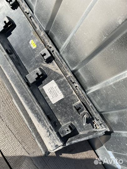 Молдинг задней правой двери Renault Arkana