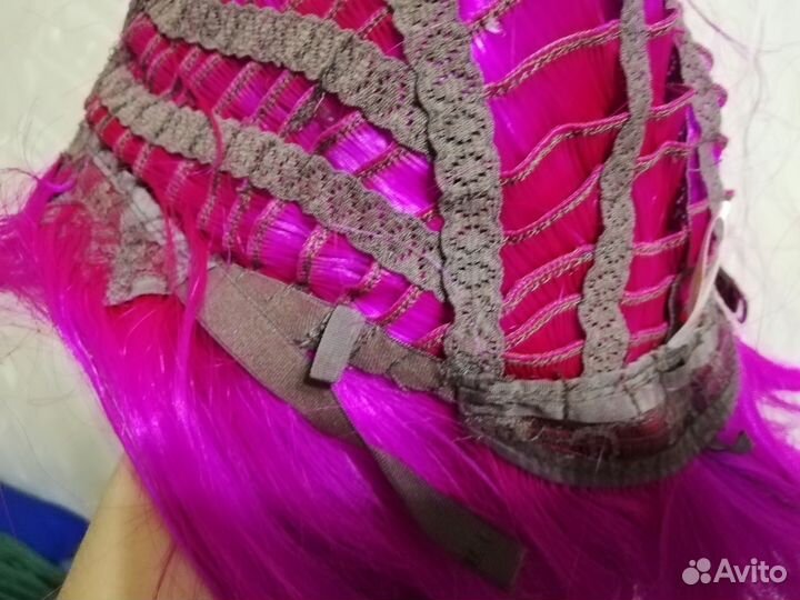 Парик цветной каре