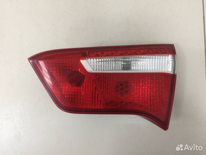 Фонарь задний внутренний правый Kia Rio 3 UB 2011