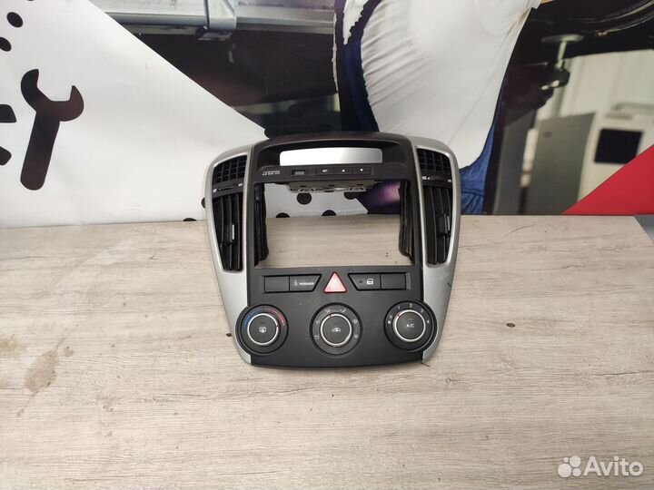 Панель салона KIA Ceed 1 Киа Сид 1