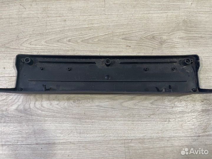 Площадка номера Bmw X 1 E 84