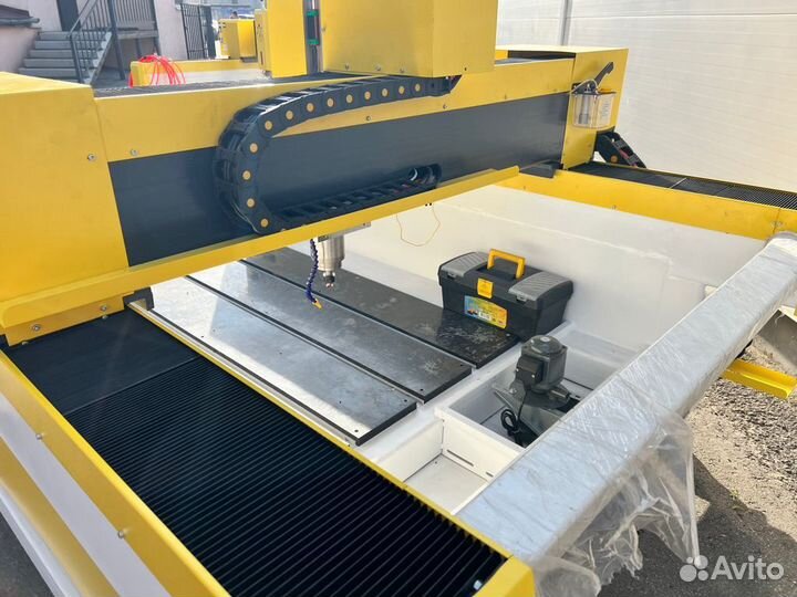 Фрезерный станок с чпу