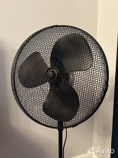 Вентилятор напольный Midea 3000 серия