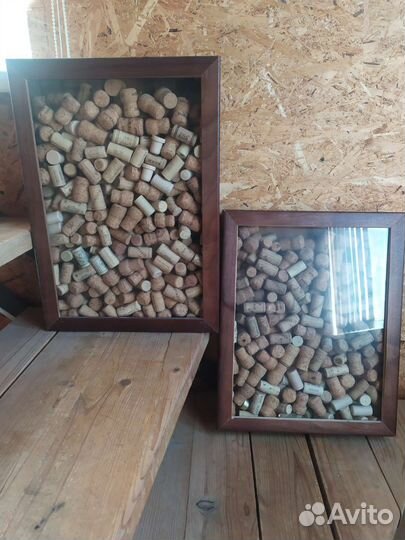 Дизайнерская копилка для винных пробок