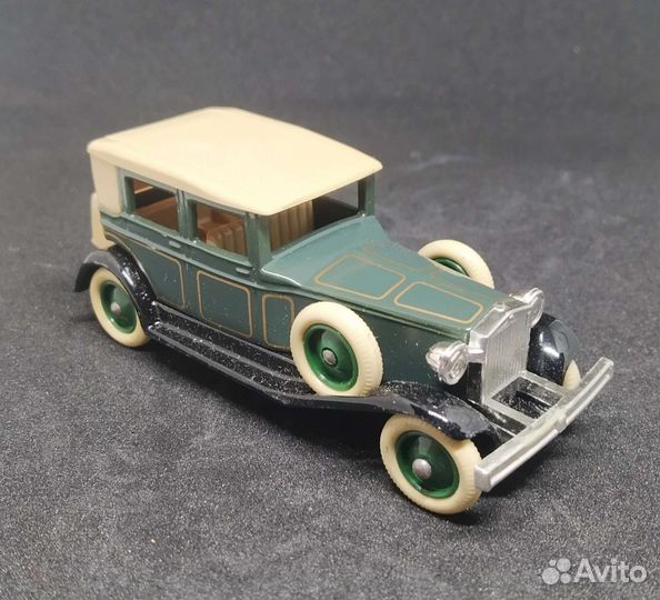 Модель автомобиля Rolls-Royse D Back 20