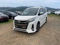 Toyota Noah 2.0 CVT, 2019, 40 000 км, с пробегом, цена 2 785 000 руб.