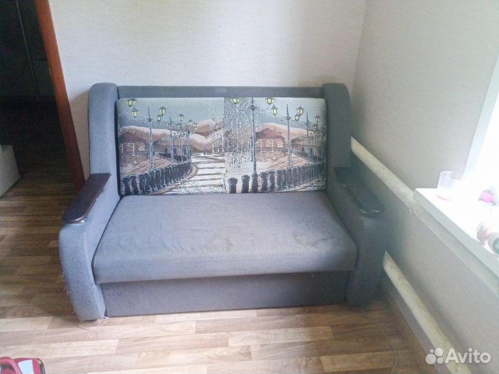 Диван чебурашка бу