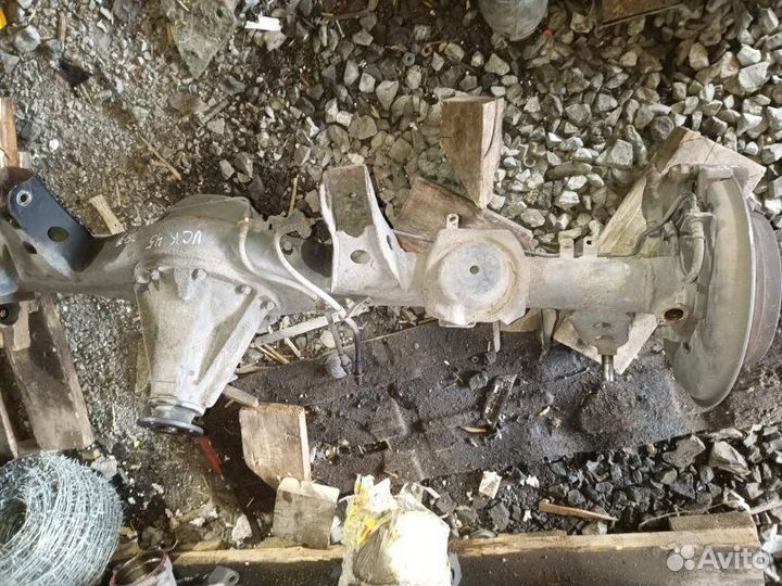 Мост задний Toyota Sequoia UCK45 2UZ-FE 2005