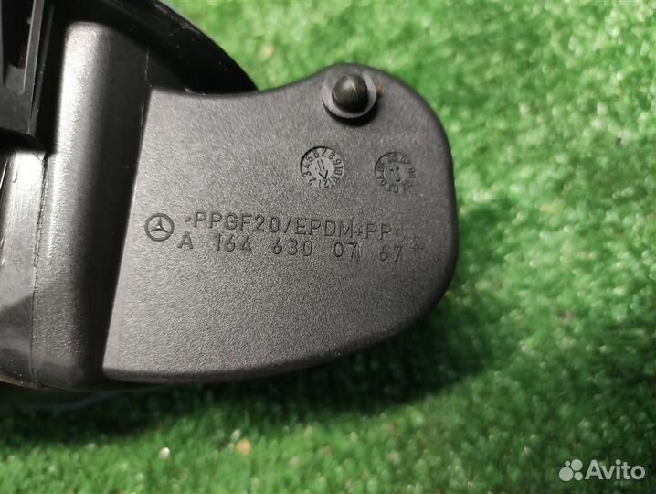 Лючок топливного бака Mercedes Benz ML W164 2007