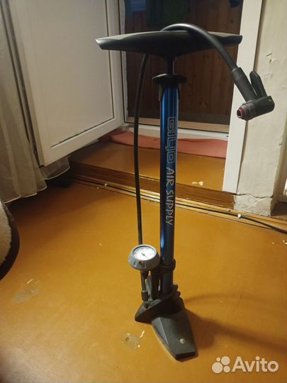 Насос для велосипеда