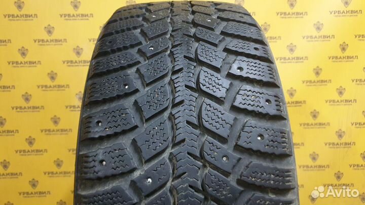 Kumho I'Zen Wis KW19 215/50 R17 91T