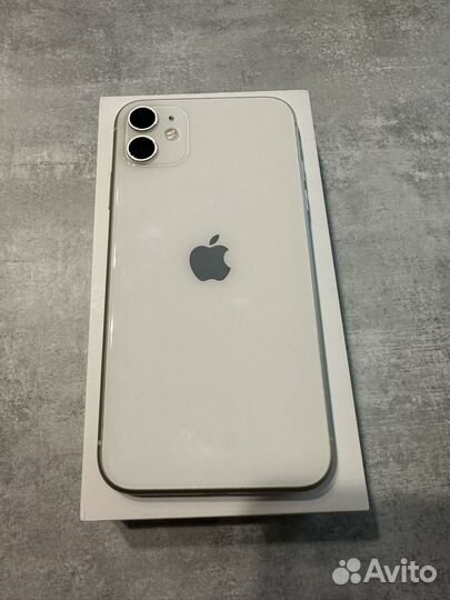 iPhone 11, 128 ГБ