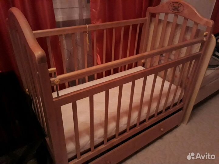 Кроватка детская