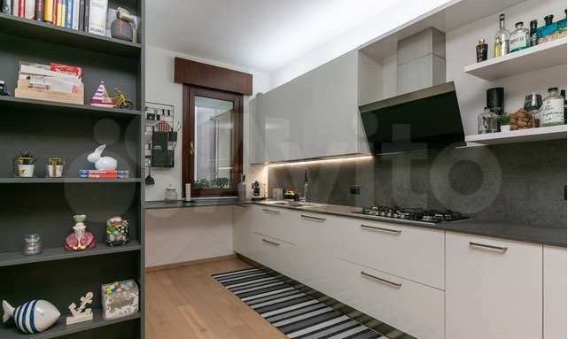4-к. квартира, 85 м² (Италия)