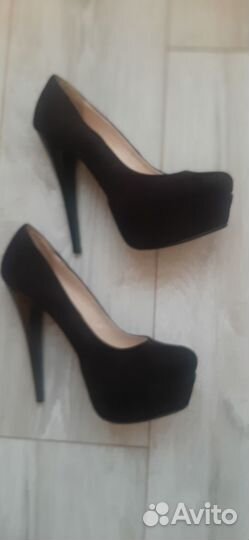 Туфли женские 39 размер замшевые