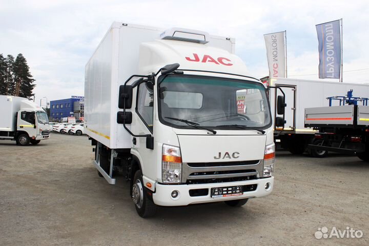 Рефрижератор JAC N90, 2024