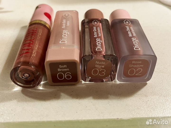 Помада блеск Divage и Vivenne sabo