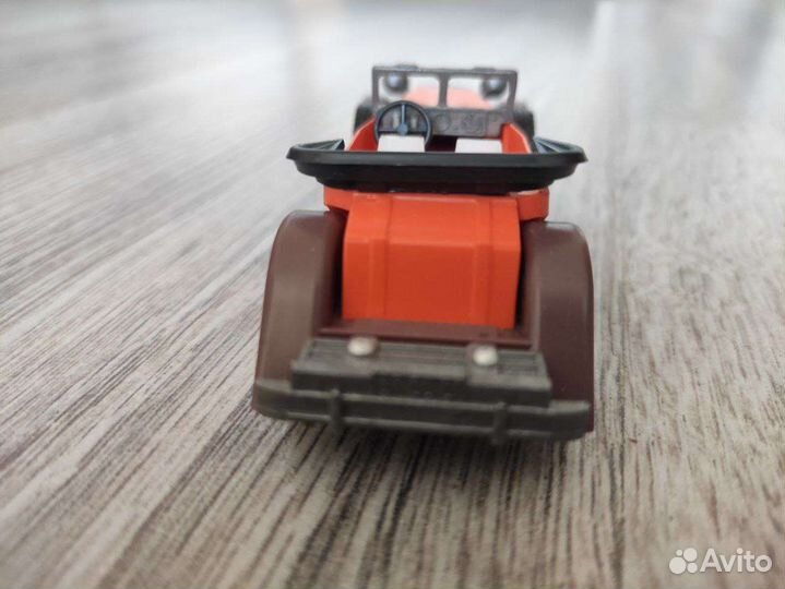 Игрушка автомобиль иа-1932
