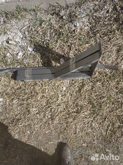 Турник настенный