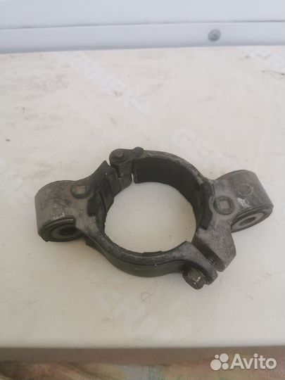 Кронштейн рулевой рейки HondaAccord,Torneo в Барн