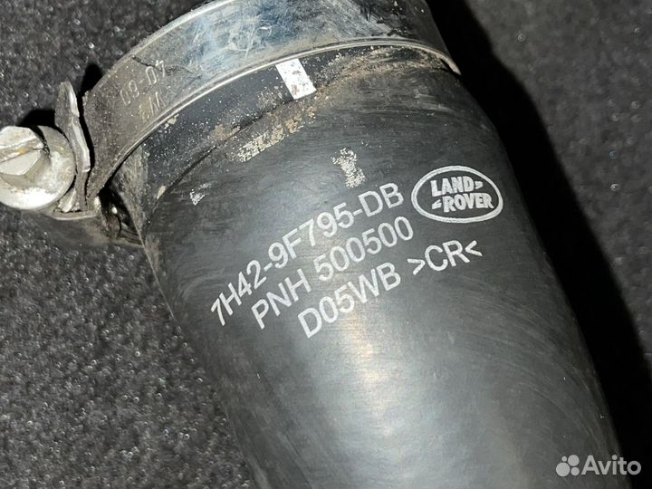 Патрубок интеркулера 3.6TDV8 Range Rover