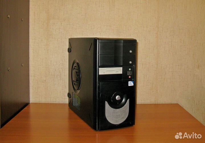 Компьютер - для работы, учёбы, дома, W - 10 или 7