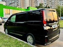 Toyota Noah 1.8 CVT, 2014, 146 000 км, с пробегом, цена 1 760 000 руб.