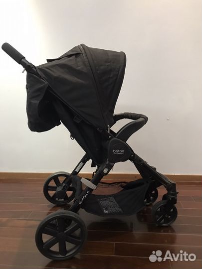 Коляска britax