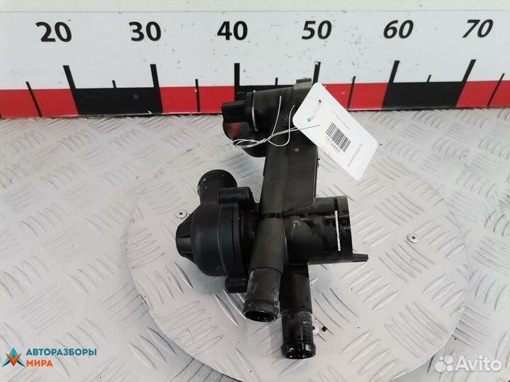 Корпус термостата Volkswagen Polo 4 2004