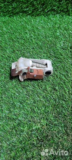 Блокировка двери пмм. Indesit/Ariston