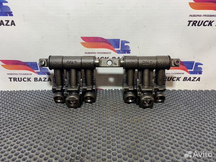 1891691 Вал рокеров