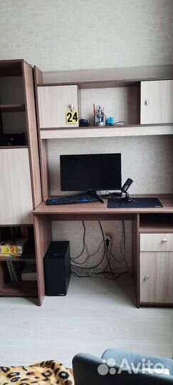 Компьютерный стол