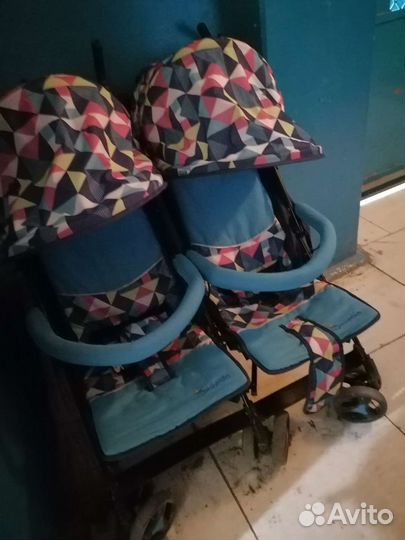 Коляска для двойни