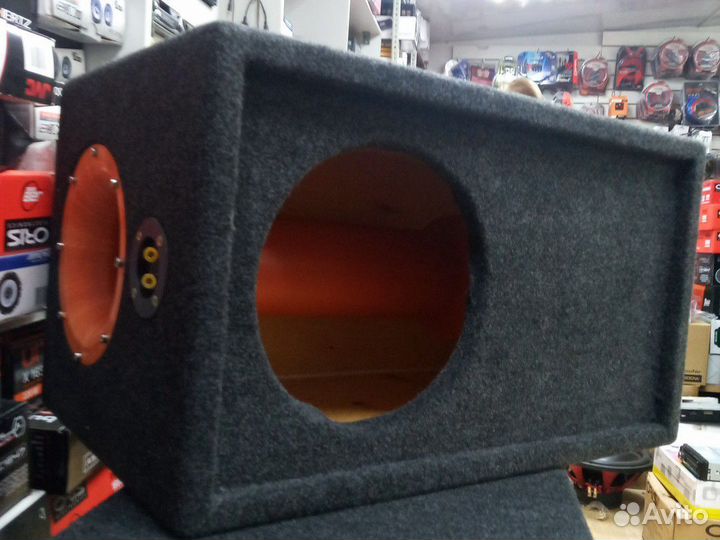 Короб под 10 динамик на трубе 45л