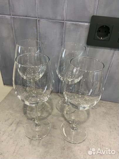 Винные бокалы 4шт