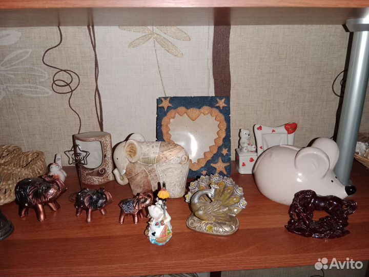 Сувениры, статуэтки разные