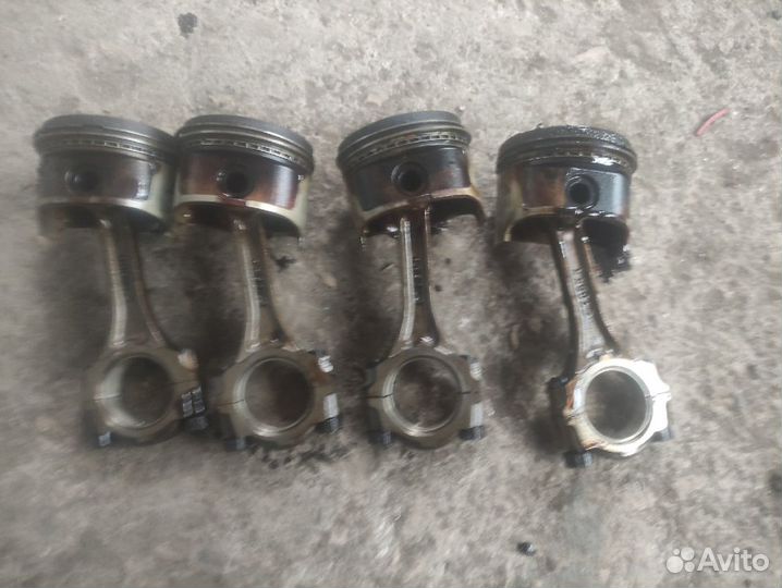 Поршень шатун Lifan Smily 1.3