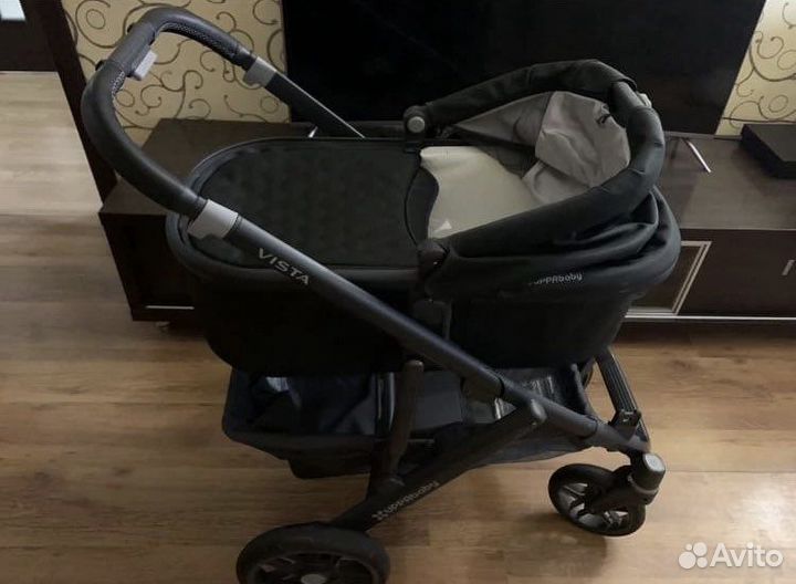 Коляска для двойни погодок