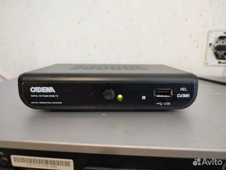 Приставка для телевизора Cadena