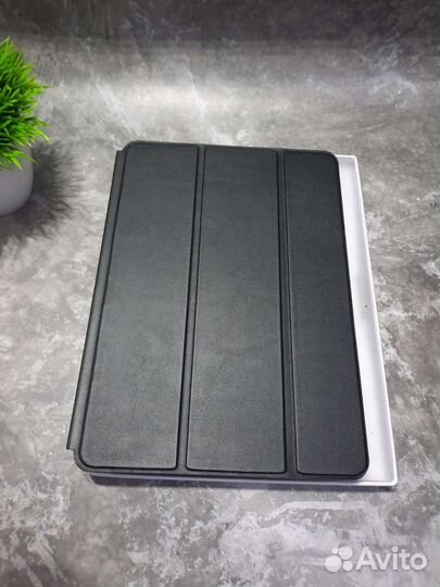 Чехол на iPad