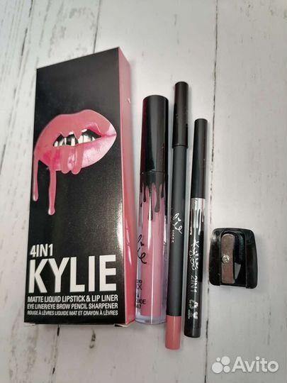 Набор-стойкая матовая помада,карандаши Kylie 4 в 1