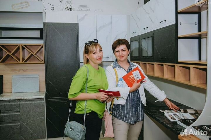 Кухонный гарнитур угловой