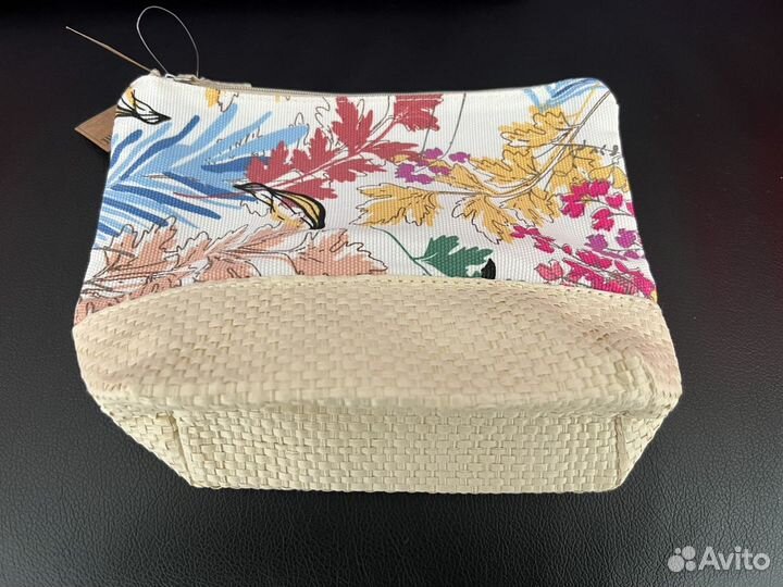 Косметичка новая ив роше