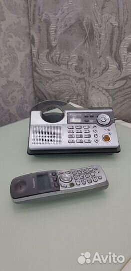 Телефон Panasonic